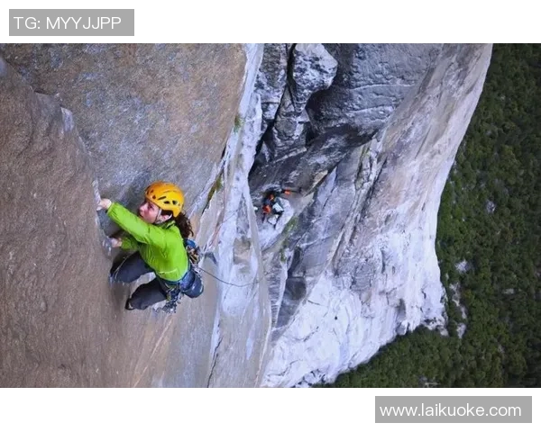 成都攀岩队的力量与技巧探讨攀岩运动的未来发展与挑战